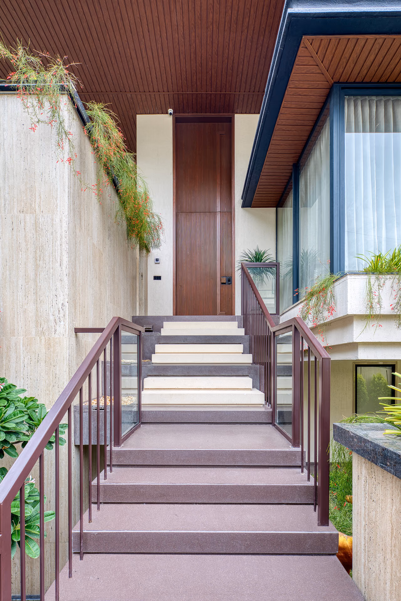 House of Linear Lines 20