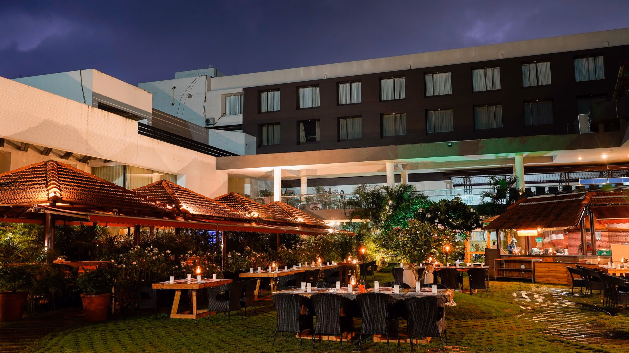 Little Monk Restaurant 10