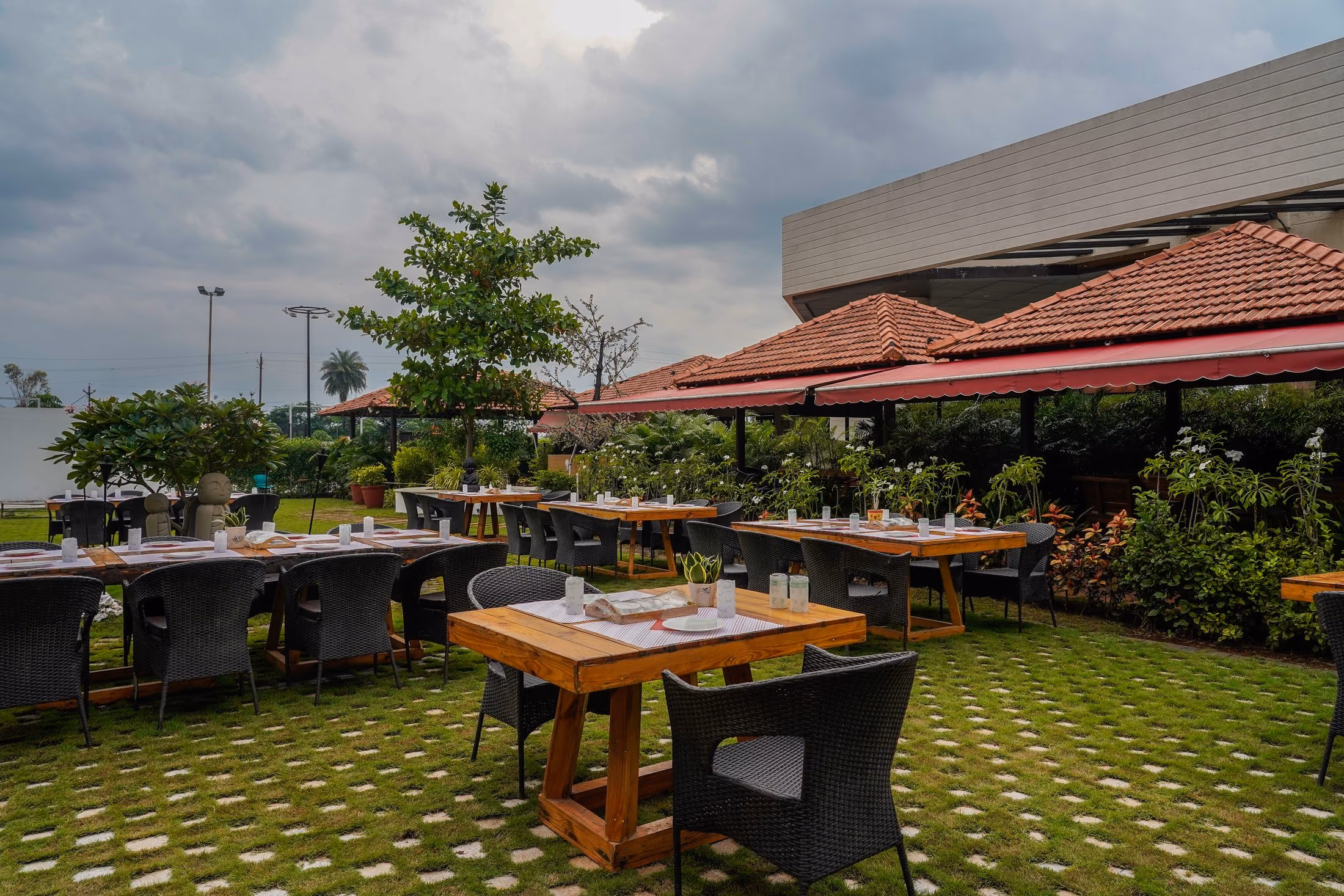Little Monk Restaurant 7